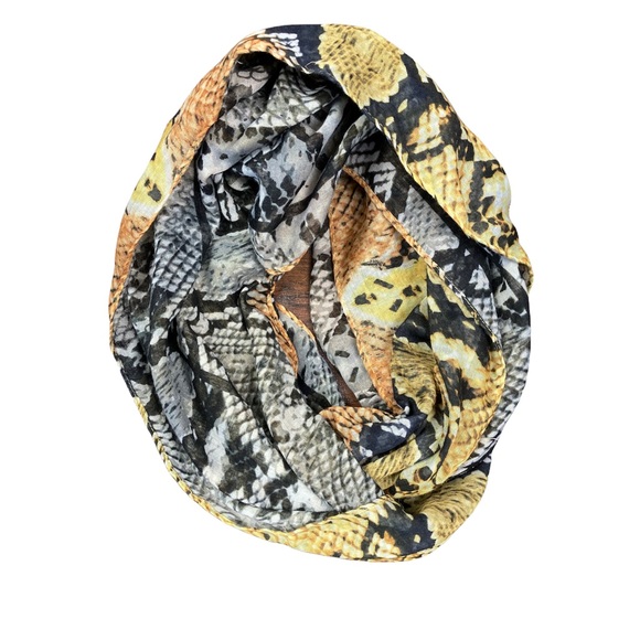 H&M Snake Print Reversible Infinity Scarf - Picture 3 of 6